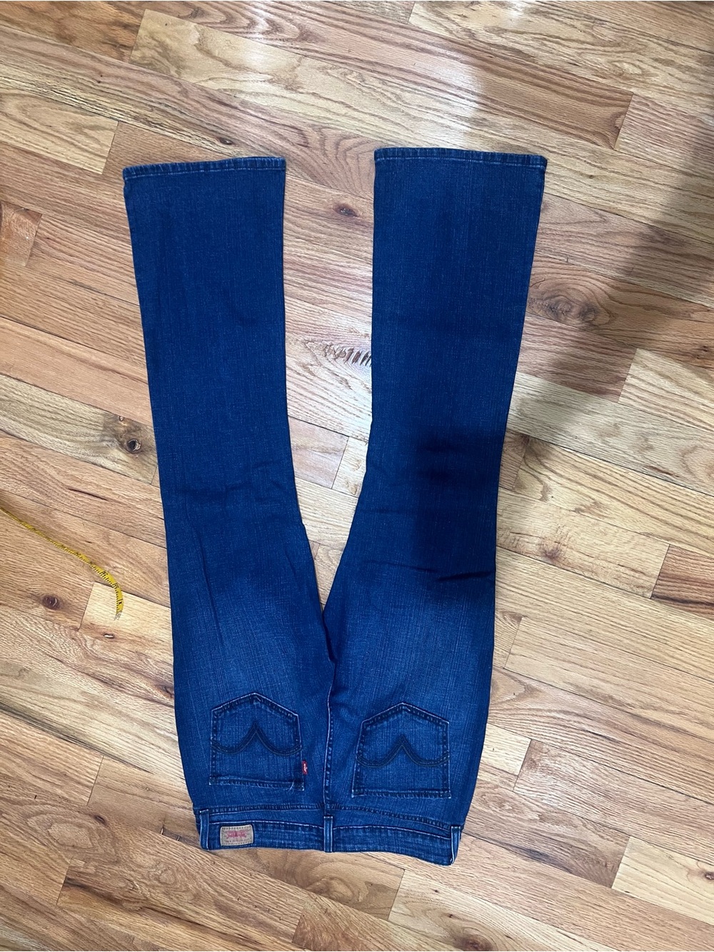 Levi 528 Boot Cut Jeans in Blue - Picture 4 of 4